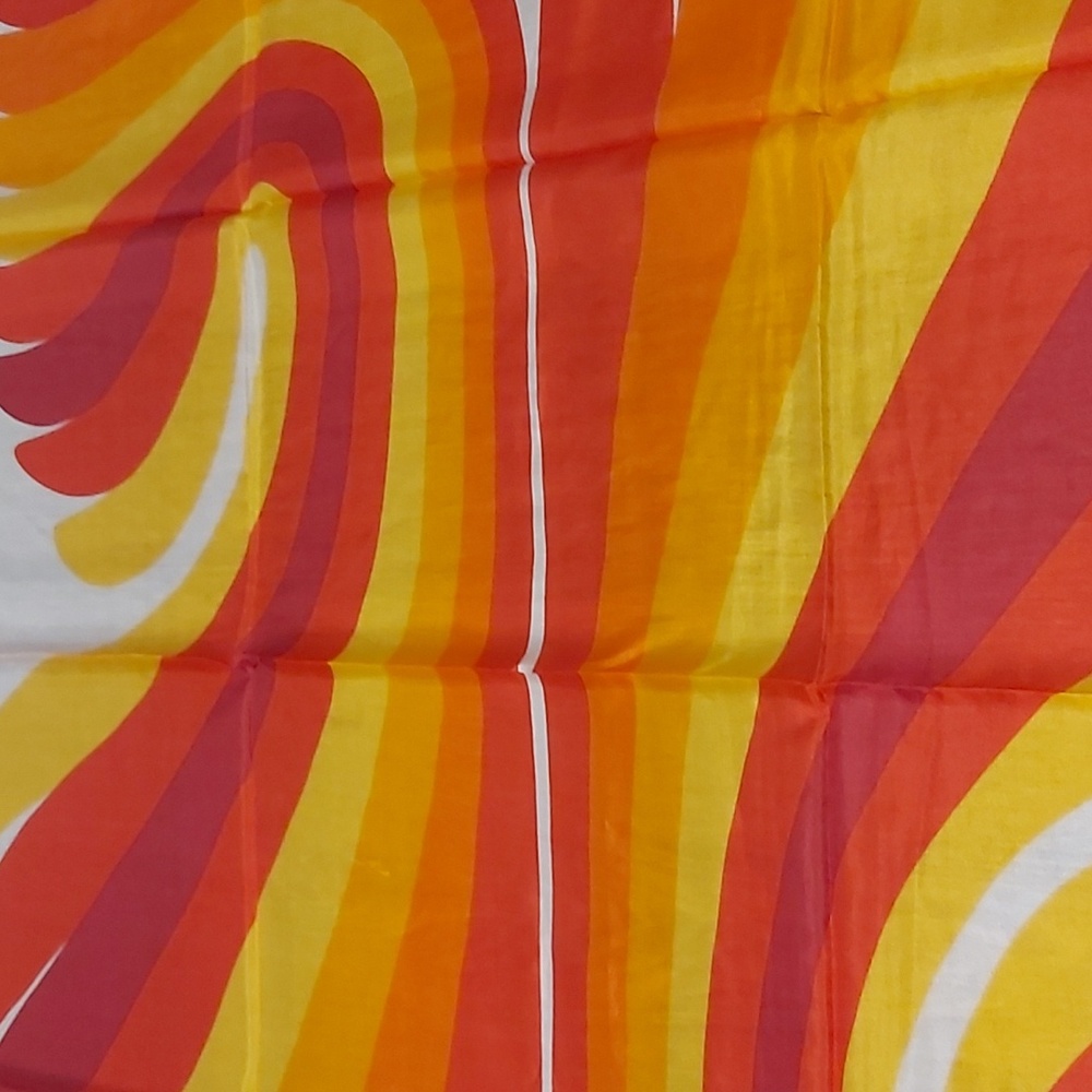 Vtg. Chinese Silk Scarf - Picture 6 of 6